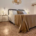 Casa Di Mezzo Alliste