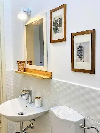 Casa Di Mezzo