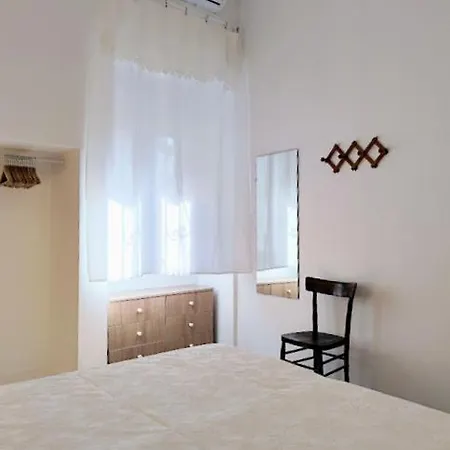 Casa Di Mezzo Alliste